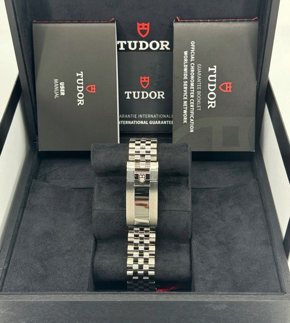 Tudor Black Bay Chrono M79360N-0019 Image 3
